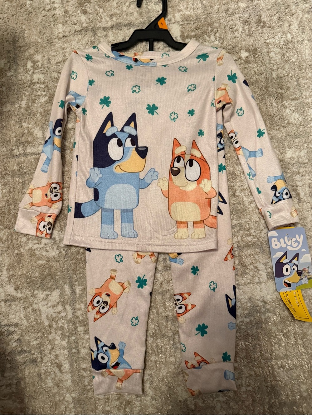 Bluey Kids Pajama Set in Beige with Blue & Orange Characters size 4T -NWT